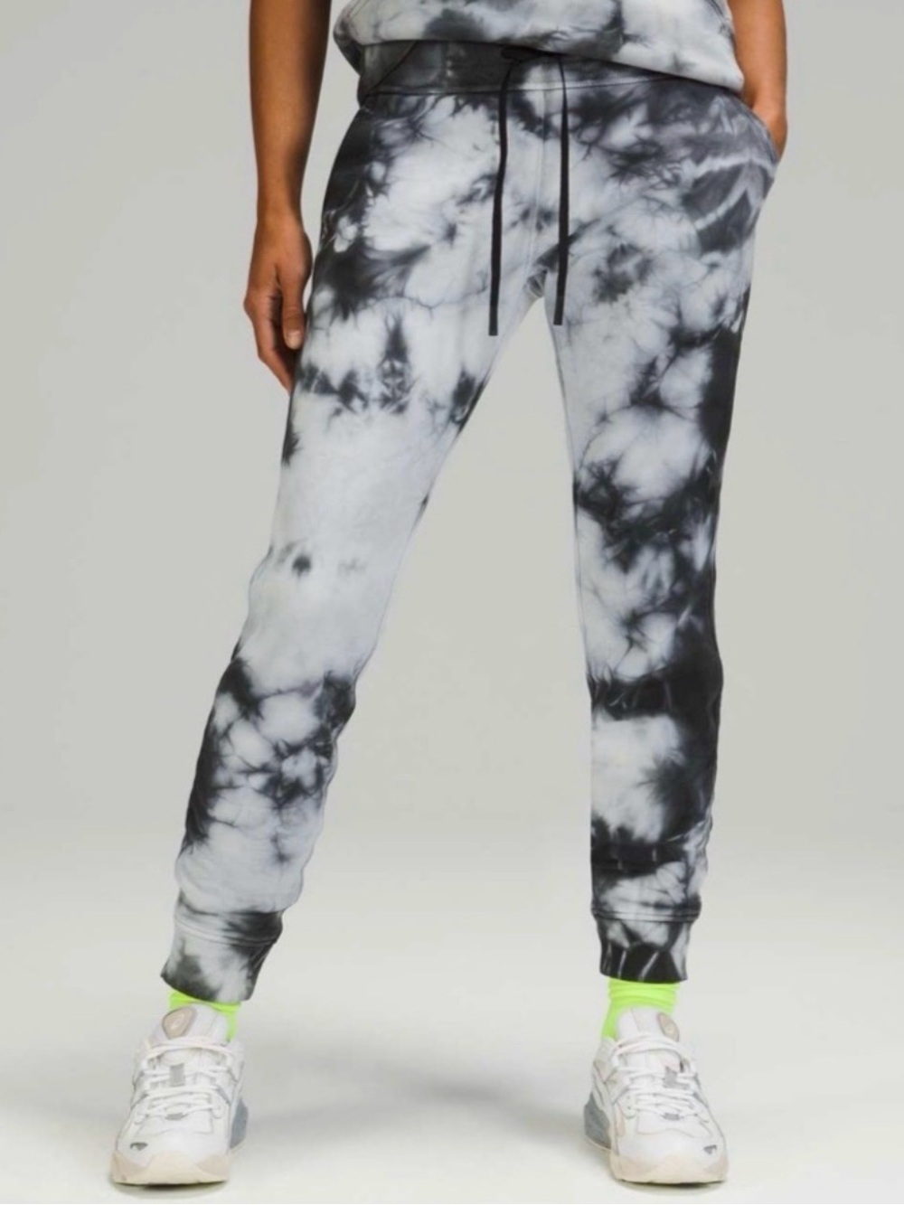 EUC Lululemon Warm Down Jogger *Earth Dye in Earth Dye Stone